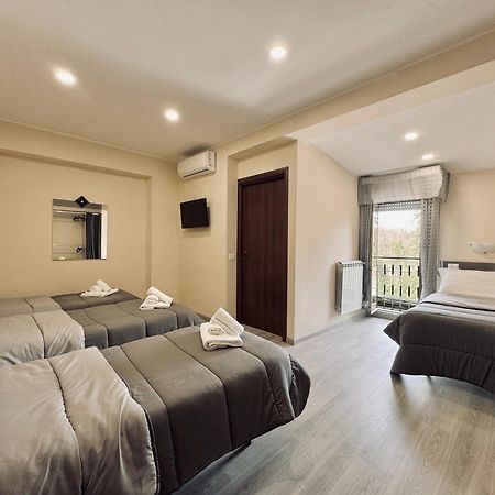 Hotel Villa Robinia Genzano di Roma Exterior photo