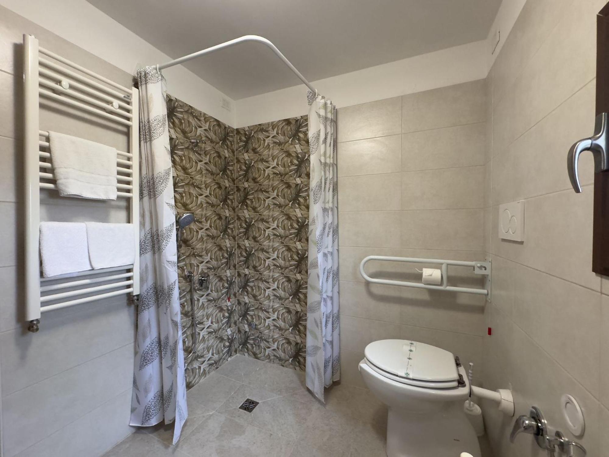 Hotel Villa Robinia Genzano di Roma Exterior photo