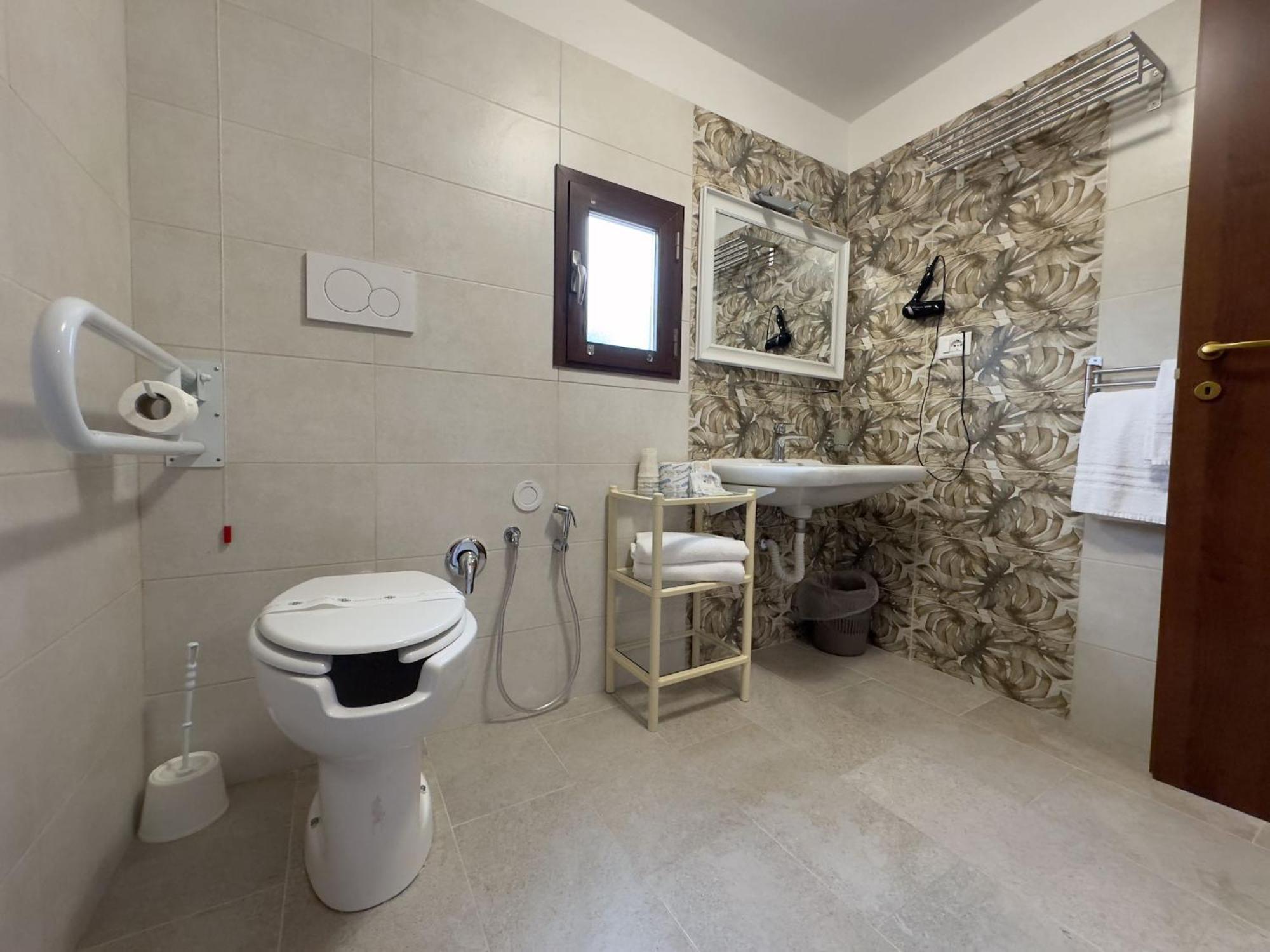 Hotel Villa Robinia Genzano di Roma Exterior photo