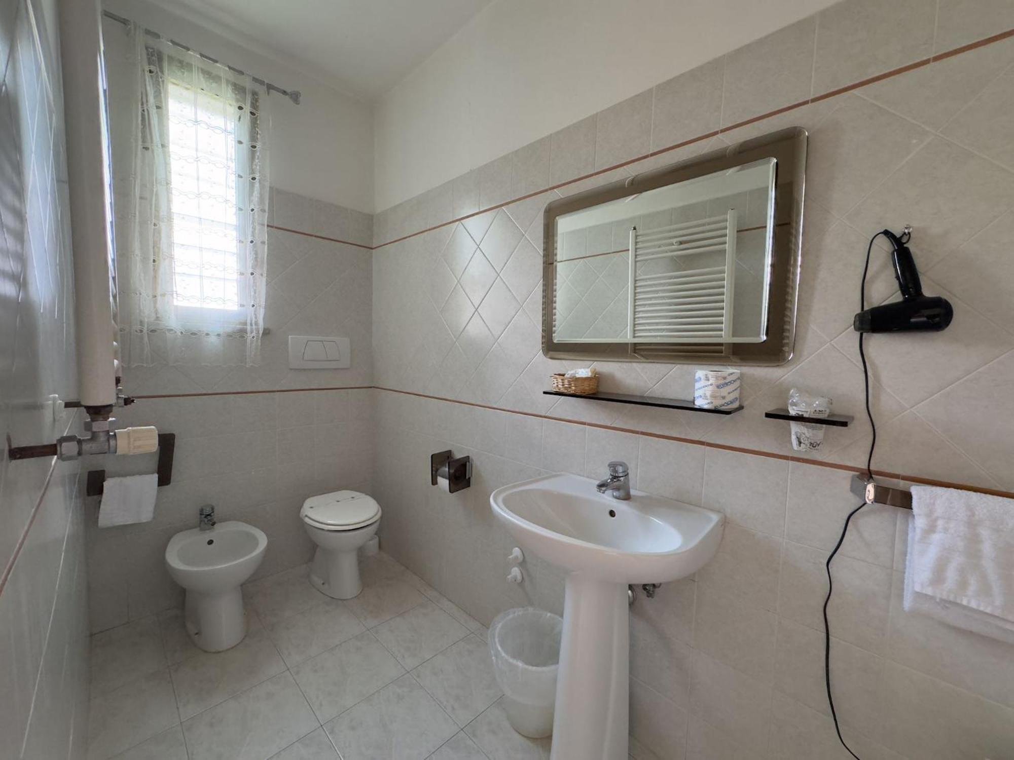 Hotel Villa Robinia Genzano di Roma Exterior photo