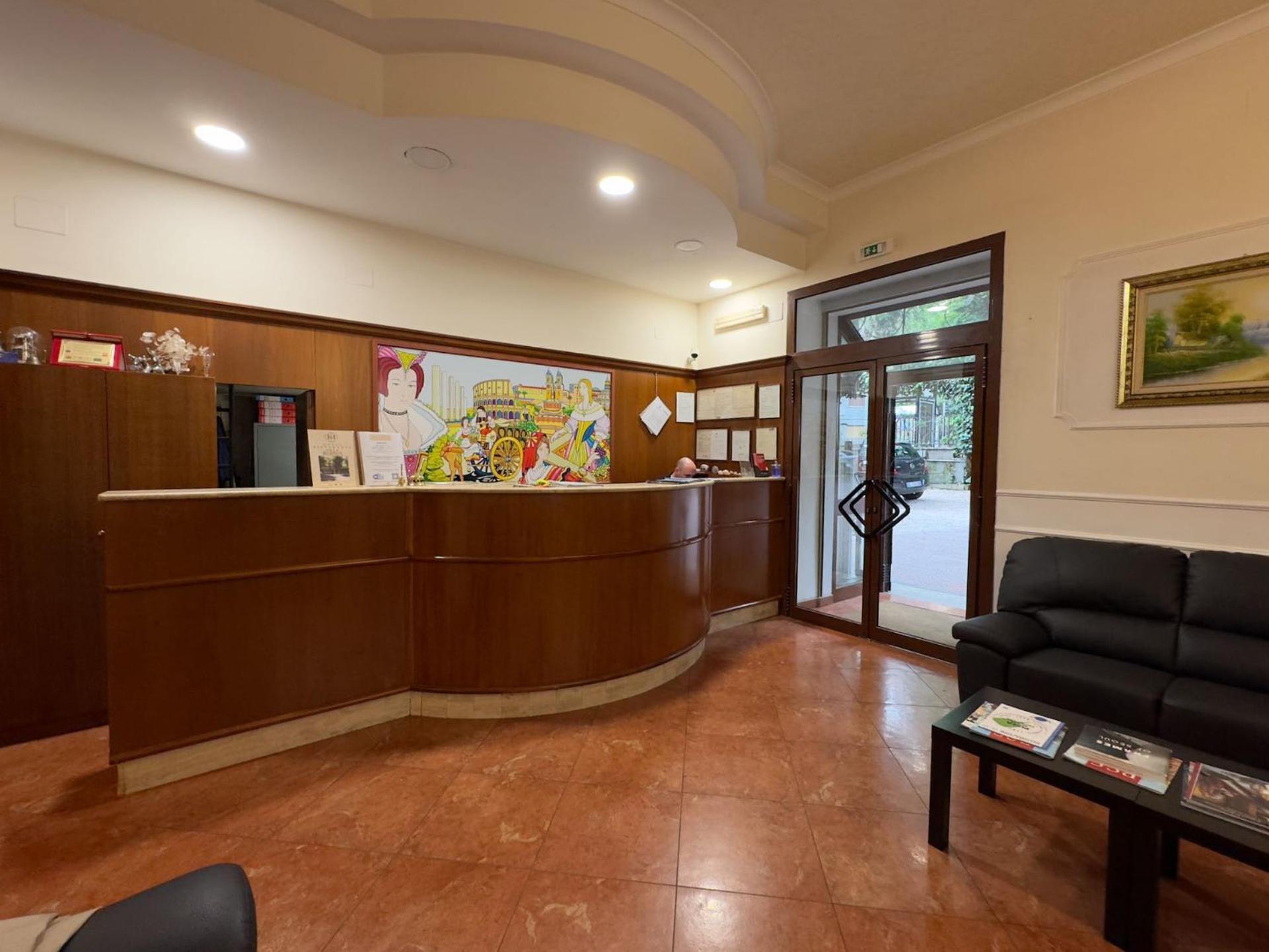 Hotel Villa Robinia Genzano di Roma Exterior photo